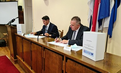 Direktor Vodovod-Osijeka Željko Mandić i direktor ING-GRAD-a Branislav Brizar