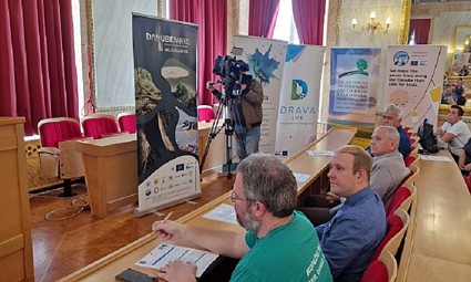 Panel-rasprava u Velikoj vijećnici Osječko-baranjske županije