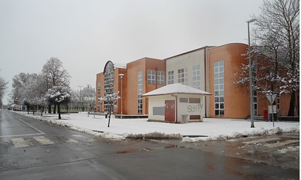 Nastavno-sportska dvorana pod snijegom