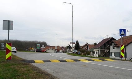 'Ležeći policajac' na ulazu u Tvrđavicu