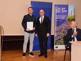 Ministar Dabro i korisnik potpore